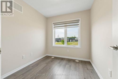 223 Danzatore Path, Oshawa, ON - Indoor Photo Showing Other Room