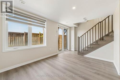 223 Danzatore Path, Oshawa, ON - Indoor Photo Showing Other Room