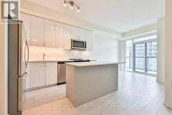 3701 - 38 ANNIE CRAIG DRIVE Toronto, ON M8V 0A8
