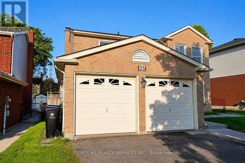 35 Golden Meadow Drive, Kitchener, ON - Outdoor With Exterior