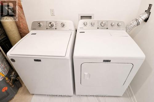 35 Golden Meadow Drive, Kitchener, ON - Indoor Photo Showing Laundry Room