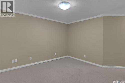 3876 Robinson Street, Regina, SK - Indoor Photo Showing Other Room