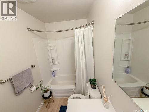 59 1128 Mckercher Drive, Saskatoon, SK - Indoor Photo Showing Bathroom