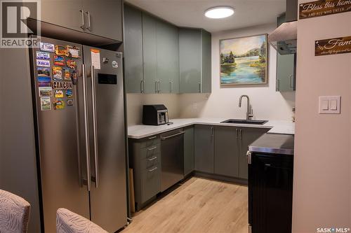 59 1128 Mckercher Drive, Saskatoon, SK - Indoor Photo Showing Kitchen