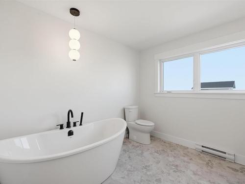 148 Brunello Boulevard, Timberlea, NS - Indoor Photo Showing Bathroom