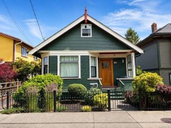 147 Lawrence St Victoria, BC V8V 1X9