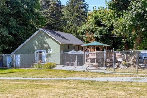 720 Marchmont Rd, Duncan, BC 