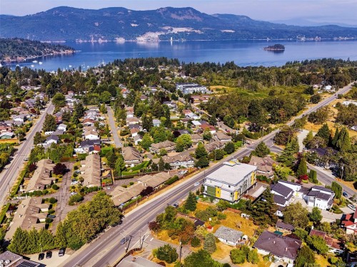 1170 Dignan Rd, Central Saanich, BC 