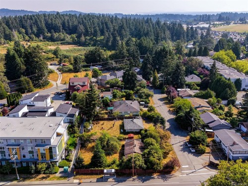 1170 Dignan Rd, Central Saanich, BC 