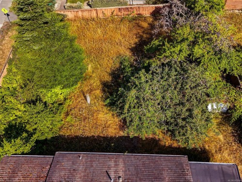 1170 Dignan Rd, Central Saanich, BC 