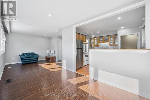 25 Chatsworth Drive, Brampton, ON - Indoor