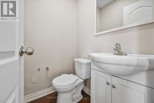 25 Chatsworth Drive, Brampton, ON - Indoor Photo Showing Bathroom