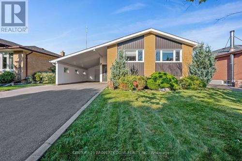 25 Chatsworth Drive, Brampton, ON - Outdoor