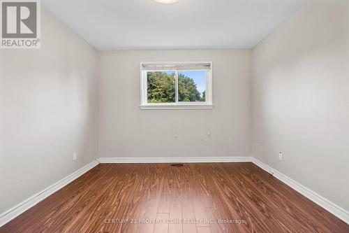 25 Chatsworth Drive, Brampton, ON - Indoor Photo Showing Other Room