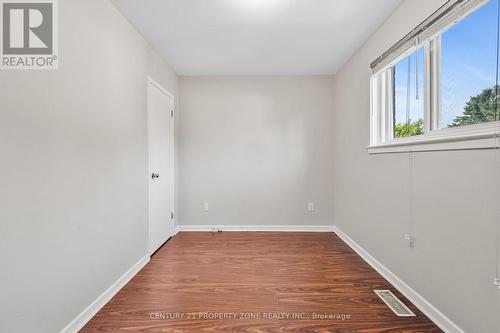 25 Chatsworth Drive, Brampton, ON - Indoor Photo Showing Other Room