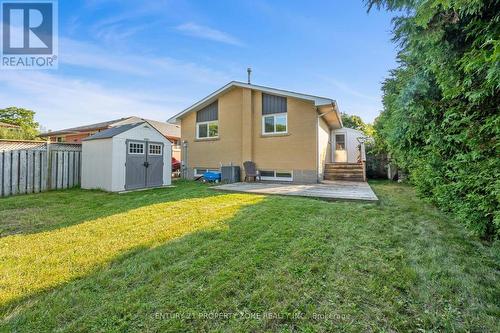 25 Chatsworth Drive, Brampton, ON - Outdoor
