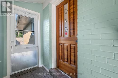 25 Chatsworth Drive, Brampton, ON - Indoor Photo Showing Other Room