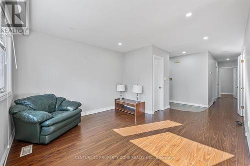 25 Chatsworth Drive, Brampton, ON - Indoor Photo Showing Other Room