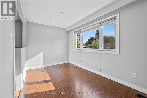 25 Chatsworth Drive, Brampton, ON - Indoor Photo Showing Other Room