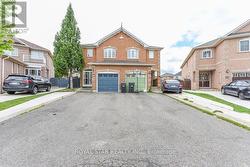 118 TILLER TRAIL Brampton, ON L6X 4S8