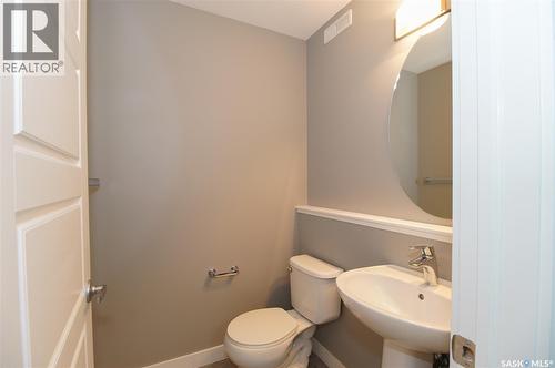 4541 Green Rock Road, Regina, SK - Indoor Photo Showing Bathroom