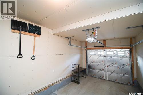 4541 Green Rock Road, Regina, SK - Indoor Photo Showing Garage