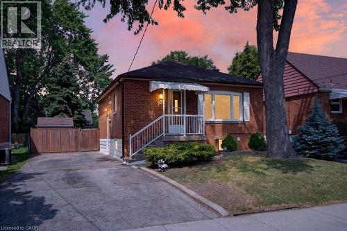 220 East 13Th Street, Hamilton, ON - Outdoor