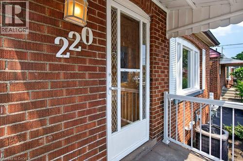 220 East 13Th Street, Hamilton, ON - Outdoor