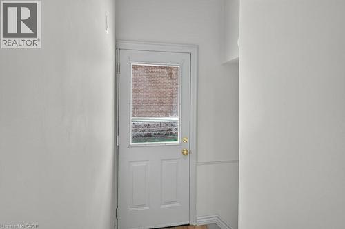220 East 13Th Street, Hamilton, ON - Indoor Photo Showing Other Room