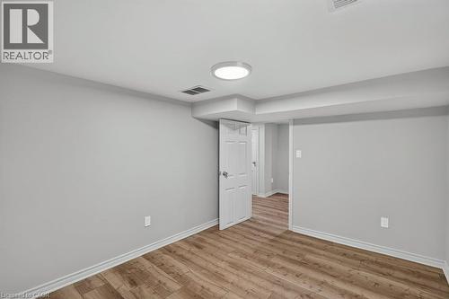 220 East 13Th Street, Hamilton, ON - Indoor Photo Showing Other Room