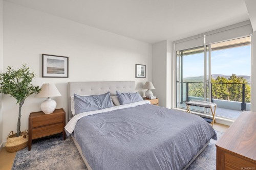 #1002-2000 Hannington Rd, Langford, BC - Indoor Photo Showing Bedroom