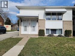2240 HOWARD AVENUE Unit# UPPER Windsor, ON N8X 3V1