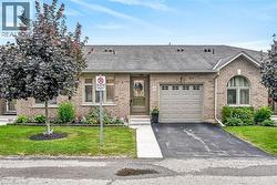40 BRAEMAR Avenue Unit# 26  Caledonia, ON N3W 2N1
