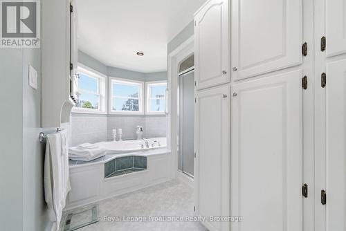 10 Skiff Cove Road, Prince Edward County (Wellington Ward), ON - Indoor Photo Showing Bathroom