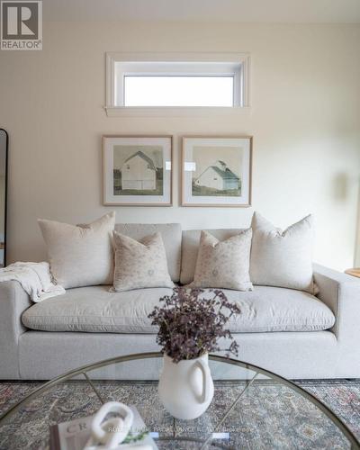 159 Pomeroy Avenue, Tweed (Tweed (Village)), ON - Indoor Photo Showing Bedroom