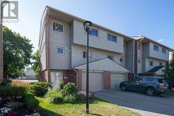 14 - 300 SANDRINGHAM CRESCENT  London South (South R), ON N6C 5B4