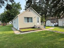 79 Thompson Street Macgregor, MB R0H 0R0