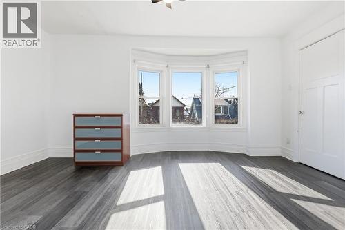 115 Kensington Avenue N, Hamilton, ON - Indoor Photo Showing Other Room