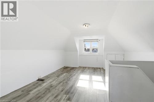115 Kensington Avenue N, Hamilton, ON - Indoor Photo Showing Other Room