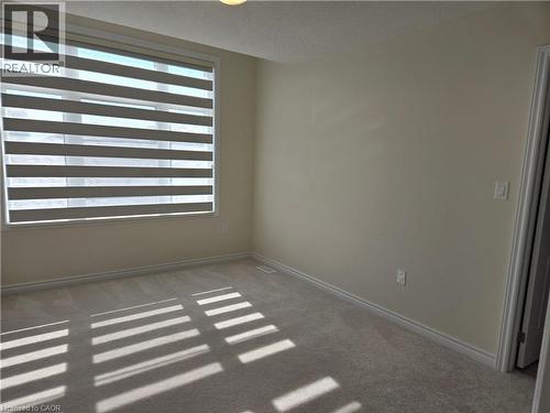 395 Barker Parkway, Thorold, ON - Indoor Photo Showing Other Room