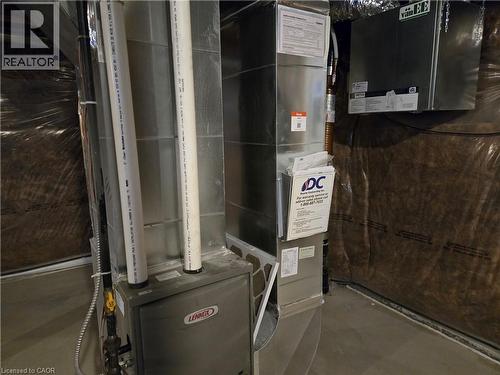 395 Barker Parkway, Thorold, ON - Indoor Photo Showing Basement