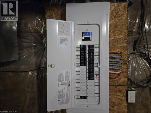 395 Barker Parkway, Thorold, ON - Indoor Photo Showing Other Room