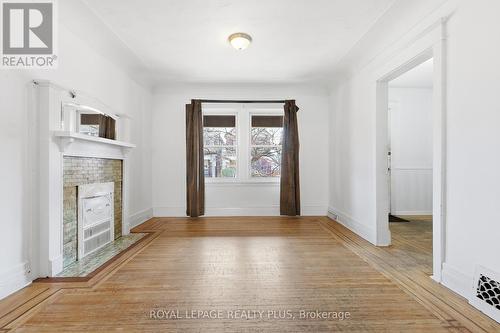 115 Kensington Avenue N, Hamilton, ON - Indoor Photo Showing Other Room