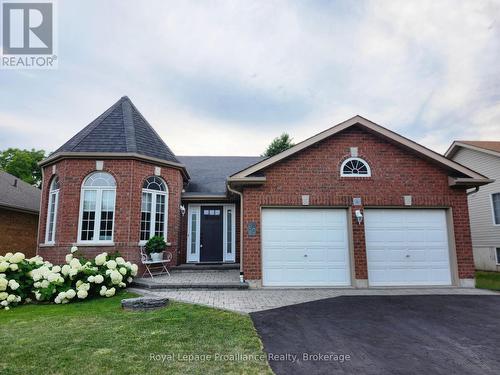 30 HEARTWOOD DRIVE  Belleville (Belleville Ward), ON K8P 5L9