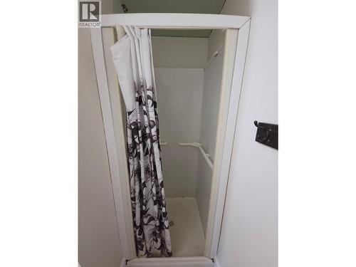 4720 Centurion Crescent Ne, Chetwynd, BC - Indoor Photo Showing Bathroom