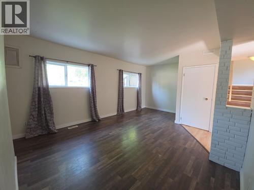 4720 Centurion Crescent Ne, Chetwynd, BC - Indoor Photo Showing Other Room