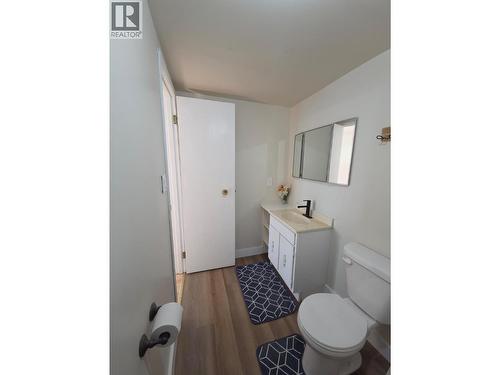 4720 Centurion Crescent Ne, Chetwynd, BC - Indoor Photo Showing Bathroom