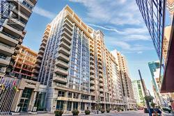 635 - 250 WELLINGTON STREET W  Toronto, ON M5V 3P6