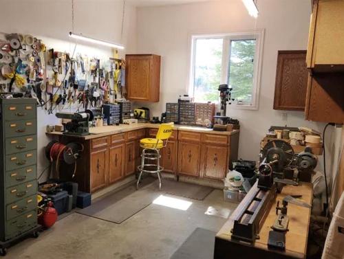 48 Sunset Drive, Ditch Lake, MB - Indoor Photo Showing Other Room