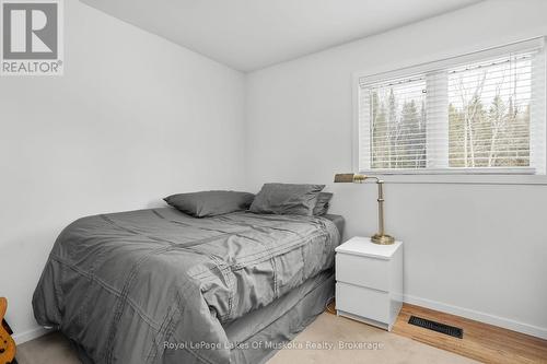 1 Christopher Lane, Armour, ON - Indoor Photo Showing Bedroom